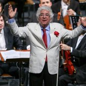 Loris Tjeknavorian