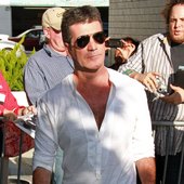 Simon Cowell arriving - Larry King show