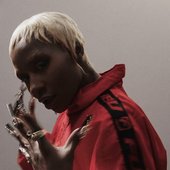 faty-tshegue-portrait.jpg