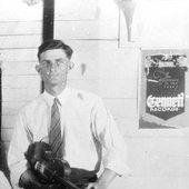 Fiddlin’ Doc Roberts in Gennett’s Richmond, Indiana studio.jpg