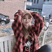 180326 Instagram.jpg