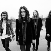 Tyler Bryant & The Shakedown