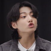 Jungkookkareema 的头像