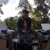 me_dj-square.jpg
