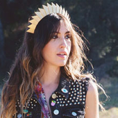 Kate Voegele (PNG)