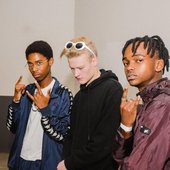 Madonis & Neese + KC the Plug (She Likes Me)
