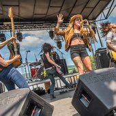 rs-243596-20160602_MountainJam_JaneLeeHooker_Performance_Timmermans_0120 (2).jpg