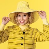 Nellie - yellow hat