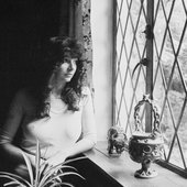 chris-moorhouse-getty-kate-bush-hulton-archives-1654505077.jpg