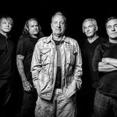 Peter Hook and The Light