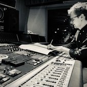 SE+Mix+Console+BW.jpg