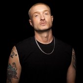 cazwellofficial_530.jpg