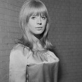 marianne_faithfull_jpg_1600x900_crop_q85.jpg
