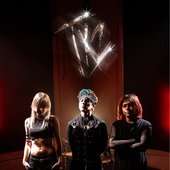 Tx2 band photo
