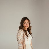 Leanna Crawford