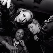 DopedUpDolliesPromo-4.jpg