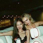 Jennie and Lily rose depp