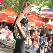 Melinda Schneider au festival country de Le Neubourg (France)