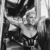 P!nk photographed by Ebru Yildiz.