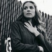 Olivia Black and White