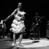 Sharon Jones and the Dap-Kings_12.JPG