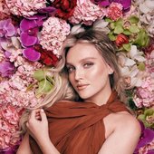 Perrie Edwards