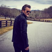 Eric-Church-255-Credit-Joe-Pugliese__review.jpg