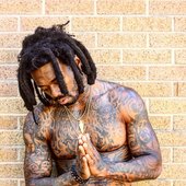 Deniro Farrar.