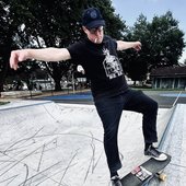 sam skating