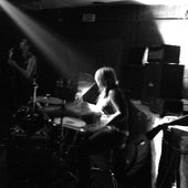 dronez @ the empire