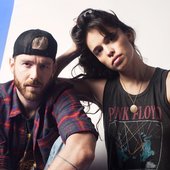 08kaneholler.jpg