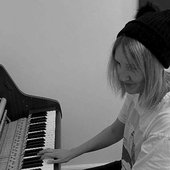 Helen Keeling-Marston – profile pic.jpg