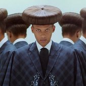 Stromae-e1646403390882.jpeg