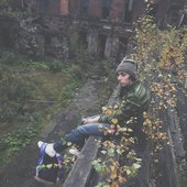 BPs0r073R9A.jpg