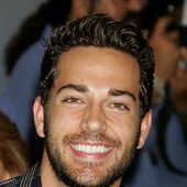 zachary-levi