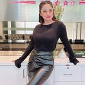Dewi Perssik 1f4y.jpg