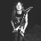 0b398b52712d71a000c076b8aeae4107--black-and-white-pics-dave-mustaine.jpg