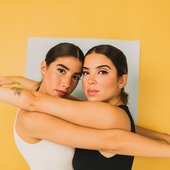 Clara x Sofia