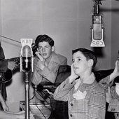 Singing in WBT radio broadcasting studio, Charlotte, 1943.jpg