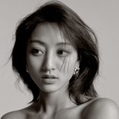 JIHYO X ESQUIRE KOREA