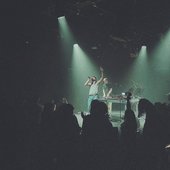 klub za zrkadlom