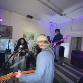 live at the music gallery  december 2021