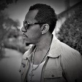 P TEE MONEY