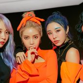 Mamamoo for their 2nd full Album 'reality in BLACK'
