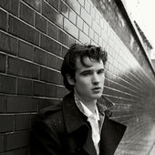 img-tom-sturridge-1_163555692633.jpg