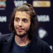 amar_pelos_dois_o_chem_poet_pobeditel_evrovideniya-2017_salvador_sobral_perevod_pesni.jpg