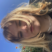 EsmieAdele 的头像