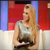 Sonia Arenas Hosting “Perdona tv show”