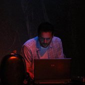 0011792570_23.jpg