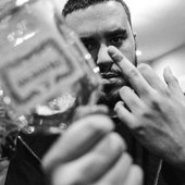 your-old-droog-2015-interview-hennessy-finger-600x400.jpg